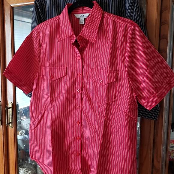 Womens short sleeve pinstriped red shirt - Picture 1 of 4